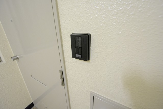 芦花公園ヒミコマンション 玄関