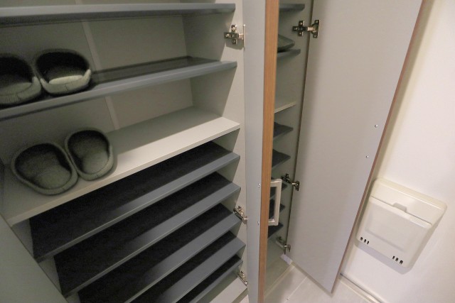 朝日シティパリオ中目黒 玄関