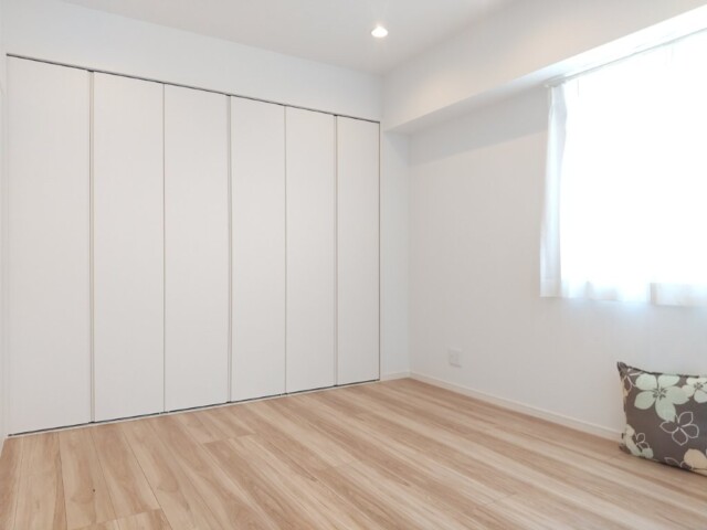 幡ケ谷ハイムグランシス 洋室2