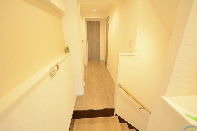 ハヤマビル 廊下 ハヤマビル 廊下