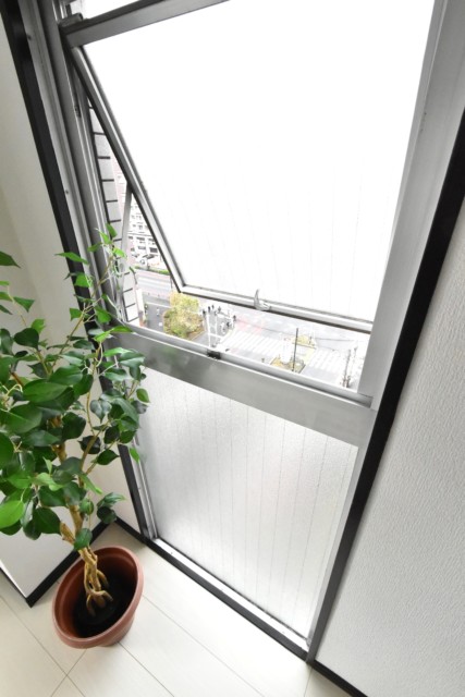 ニューライフ西早稲田 洋室3