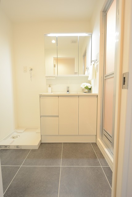 秀和若林レジデンス 廊下