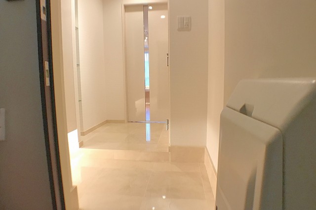 築地永谷タウンプラザ 玄関