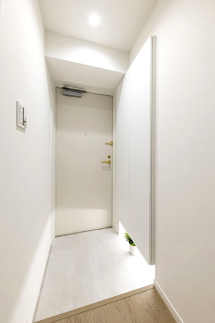 エクセルシオール西新宿 玄関