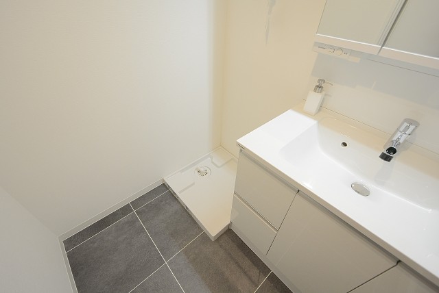 秀和若林レジデンス 廊下