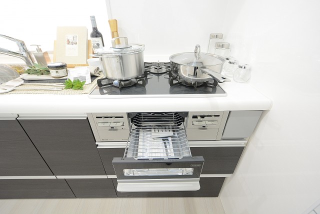 秀和若林レジデンス キッチン