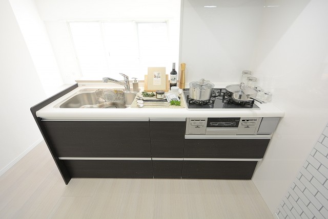 秀和若林レジデンス キッチン