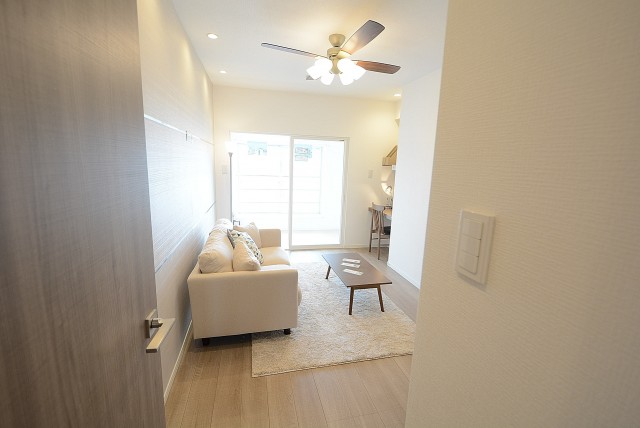 ハヤマビル 洋室②