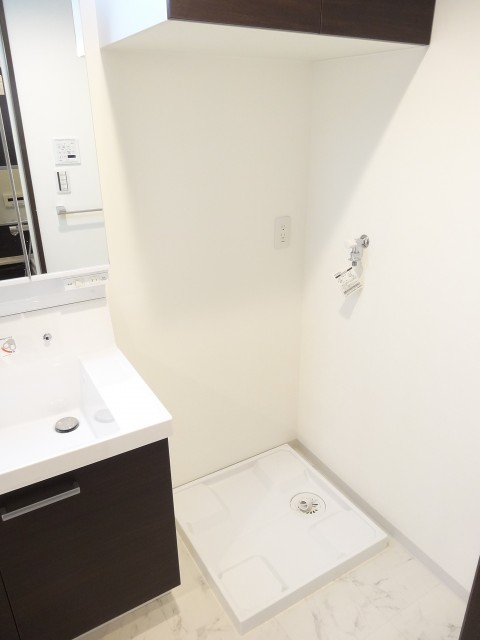 ライオンズマンション原宿　洗濯機置場