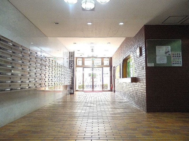 グランドパレス田町　エントランスホール