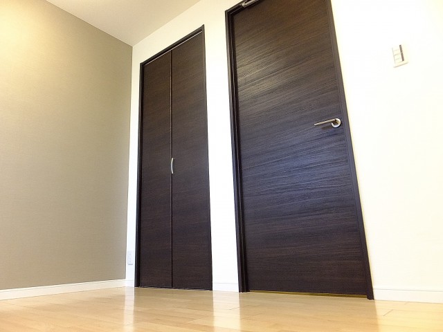 秀和若林レジデンス　洋室3