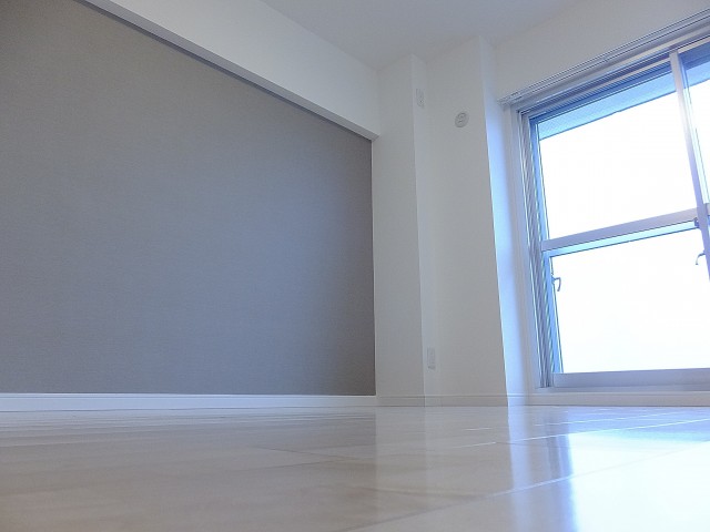 秀和若林レジデンス　洋室1