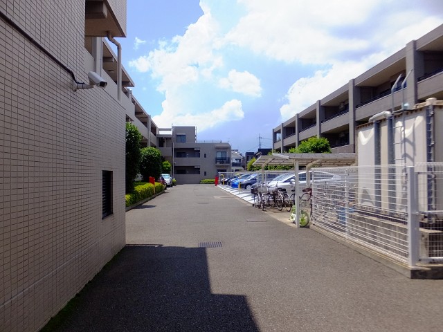 グランヴェール世田谷船橋　駐車場