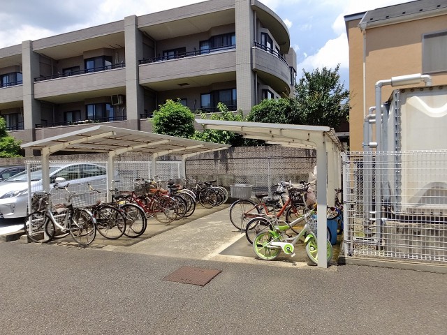 グランヴェール世田谷船橋　駐輪場