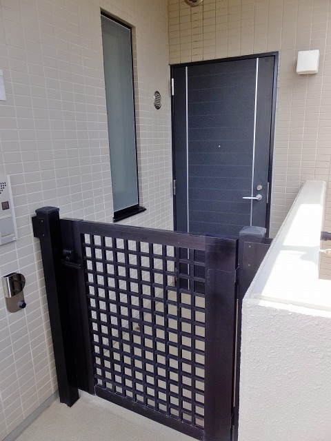 グランヴェール世田谷船橋　ポーチ