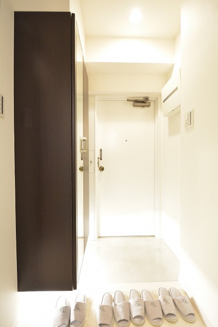 明るい玄関ホール