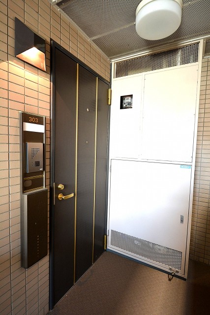 クリオ砧公園1番館　玄関扉