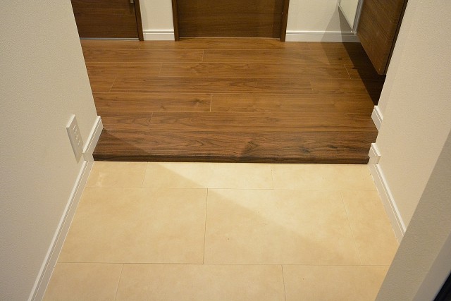 東急ドエルアルス早稲田　玄関