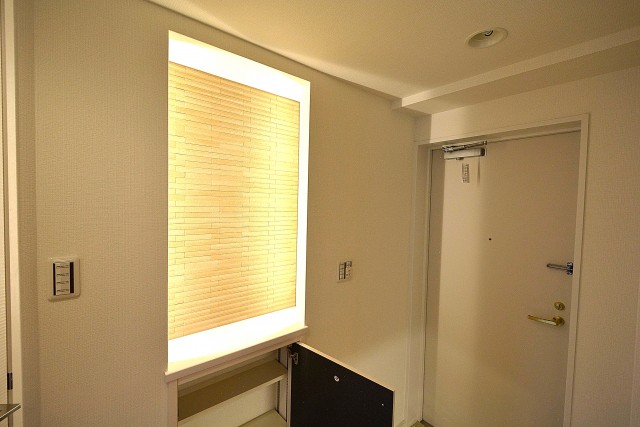 エクセルシオール西新宿　ニッチ