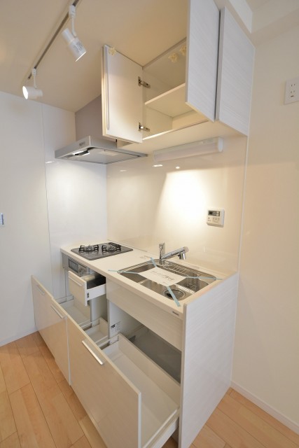 ストークビル赤坂　キッチン収納601