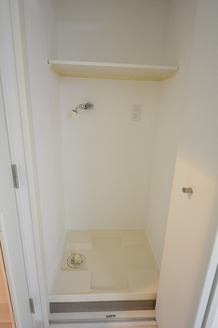 渋谷アムフラット　洗濯機置場