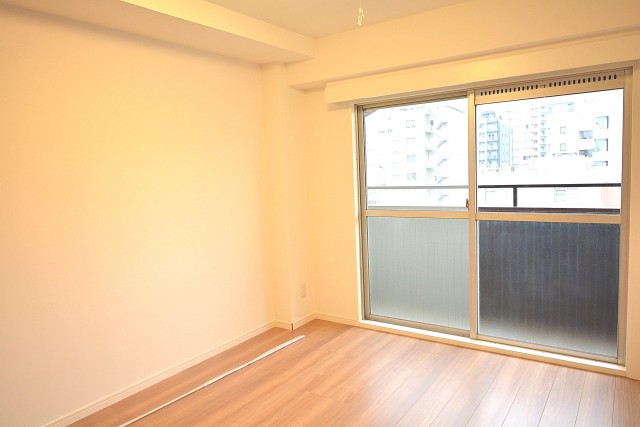 築地永谷タウンプラザ　洋室6.6帖