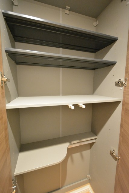 ストークビル赤坂　収納棚602