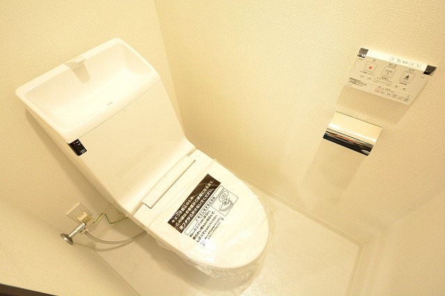ウォシュレット付きトイレ