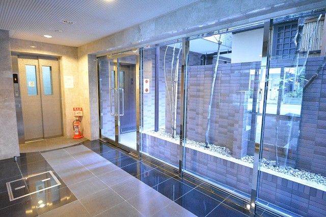 渋谷アムフラット　エントランス