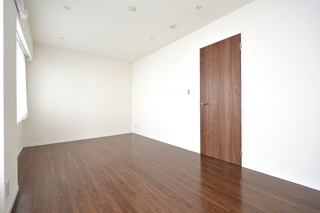 第二代々木上原シティハウス　8.8帖のベッドルーム