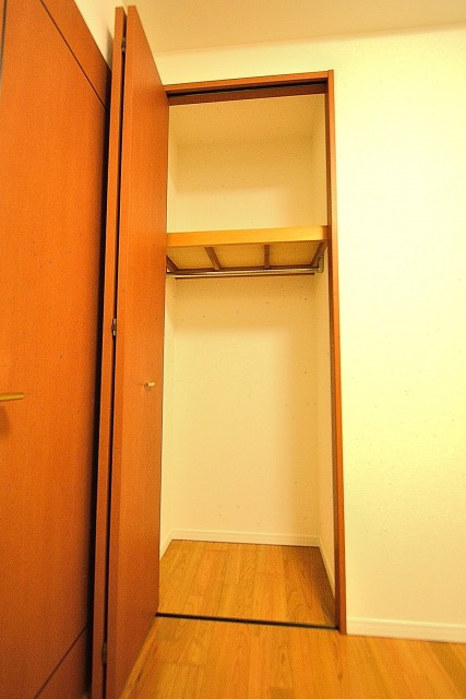 クレストフォルム蒲田　クローゼット