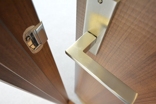 高輪パークホームズ　洋室扉