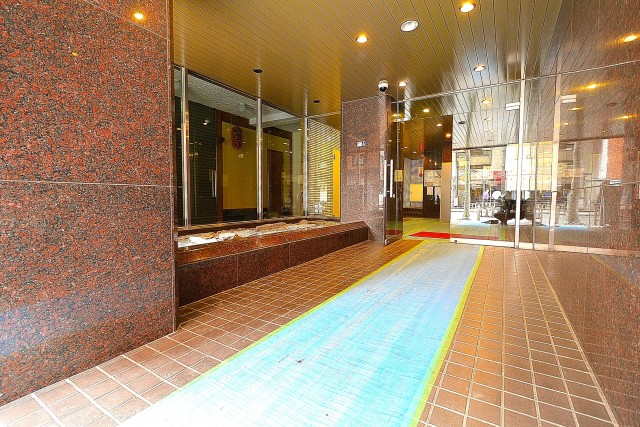 ストーク赤坂　エントランス