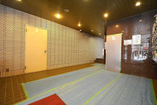 ストーク赤坂　エントランス