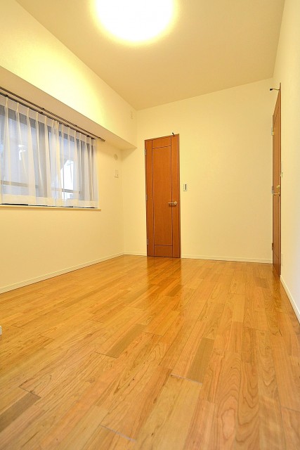 クレストフォルム蒲田　6.3帖のベッドルーム