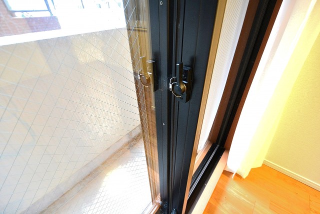 クレストフォルム蒲田　2重サッシ