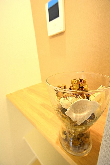 トーカンマンション元代々木　ダイニング入り口のカウンター