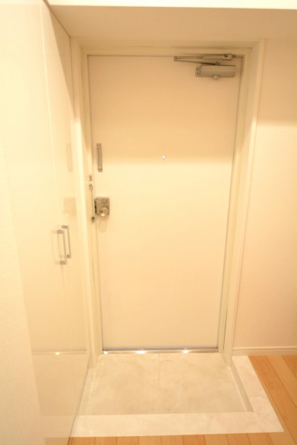 セントヒルズ白山　1階玄関