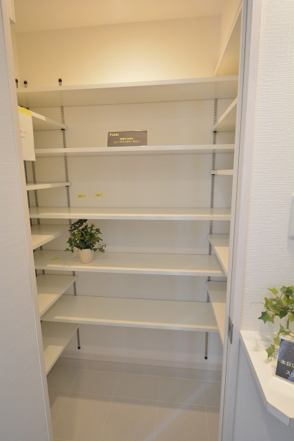 プレミアムキューブ三田　シューズボックス