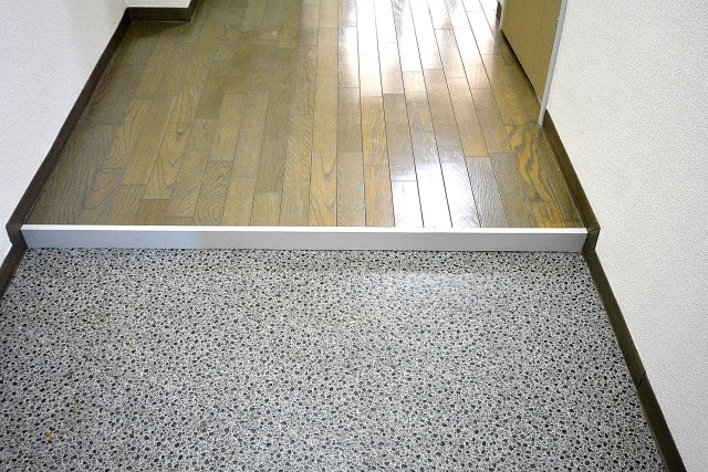 秀和幡ヶ谷レジデンス　玄関