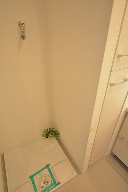 プレミアムキューブ三田　洗濯機置場