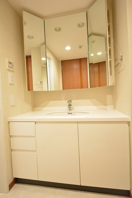 パークハウス哲学堂公園　洗面台