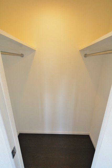 プレミアムキューブ三田　ベットルームウォークインクローゼット