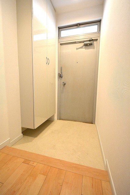 松涛マンション　玄関ホール