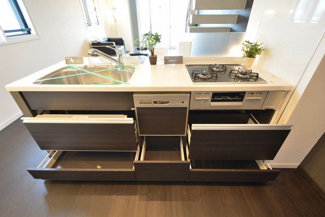 プレミアムキューブ三田　キッチン