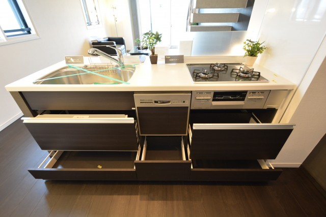 プレミアムキューブ三田　キッチン