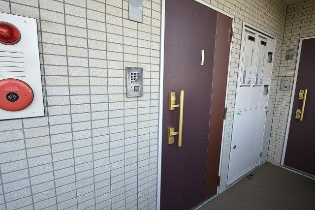 ウインドシティ中野　玄関扉