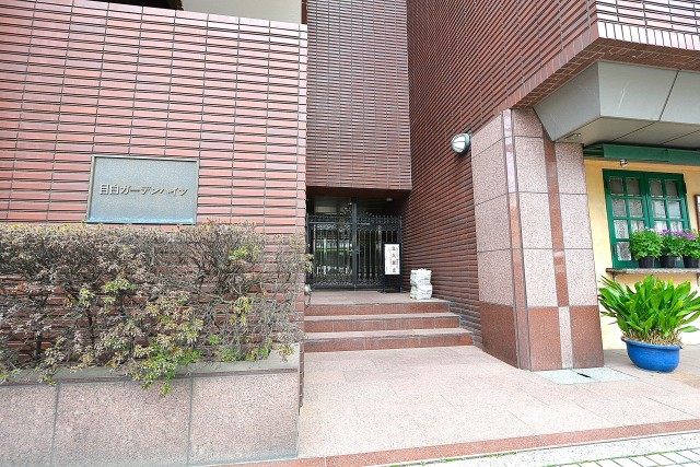 サブエントランス