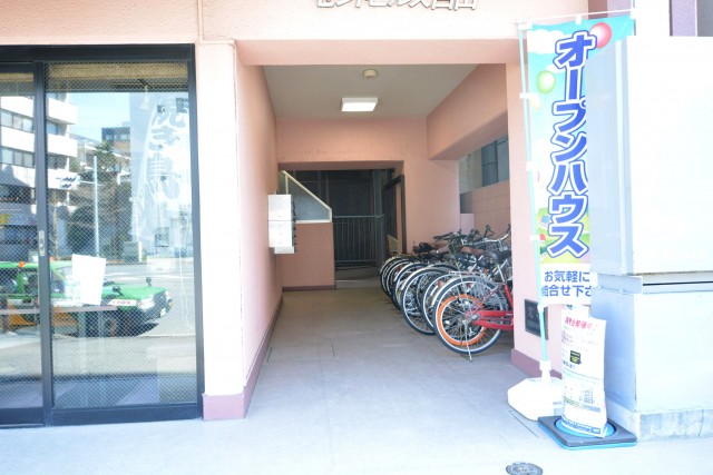 セントヒルズ白山　エントランス