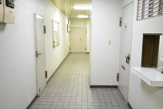 ライオンズマンション神楽坂　共用通路